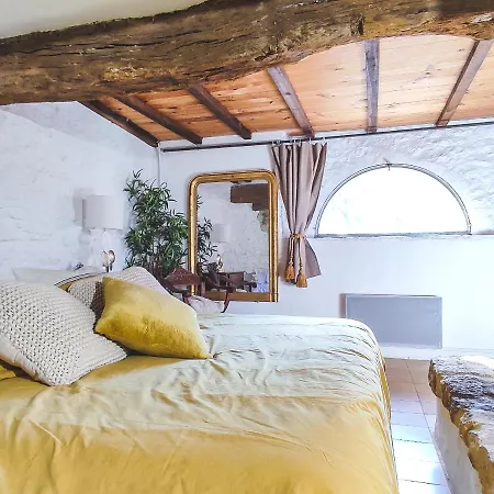Domaine De La Santonne Bed & Breakfast 2*